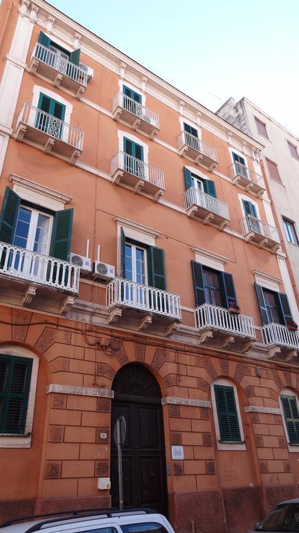 Affittacamere Museo Taranto Bagian luar foto