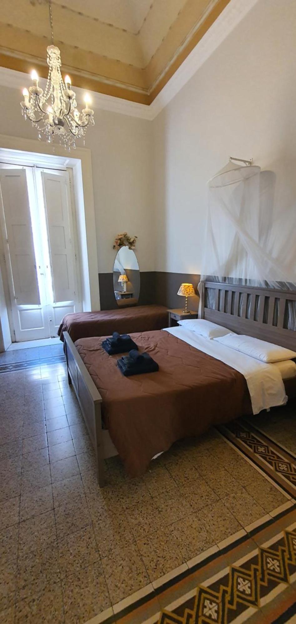 Affittacamere Museo Taranto Bagian luar foto